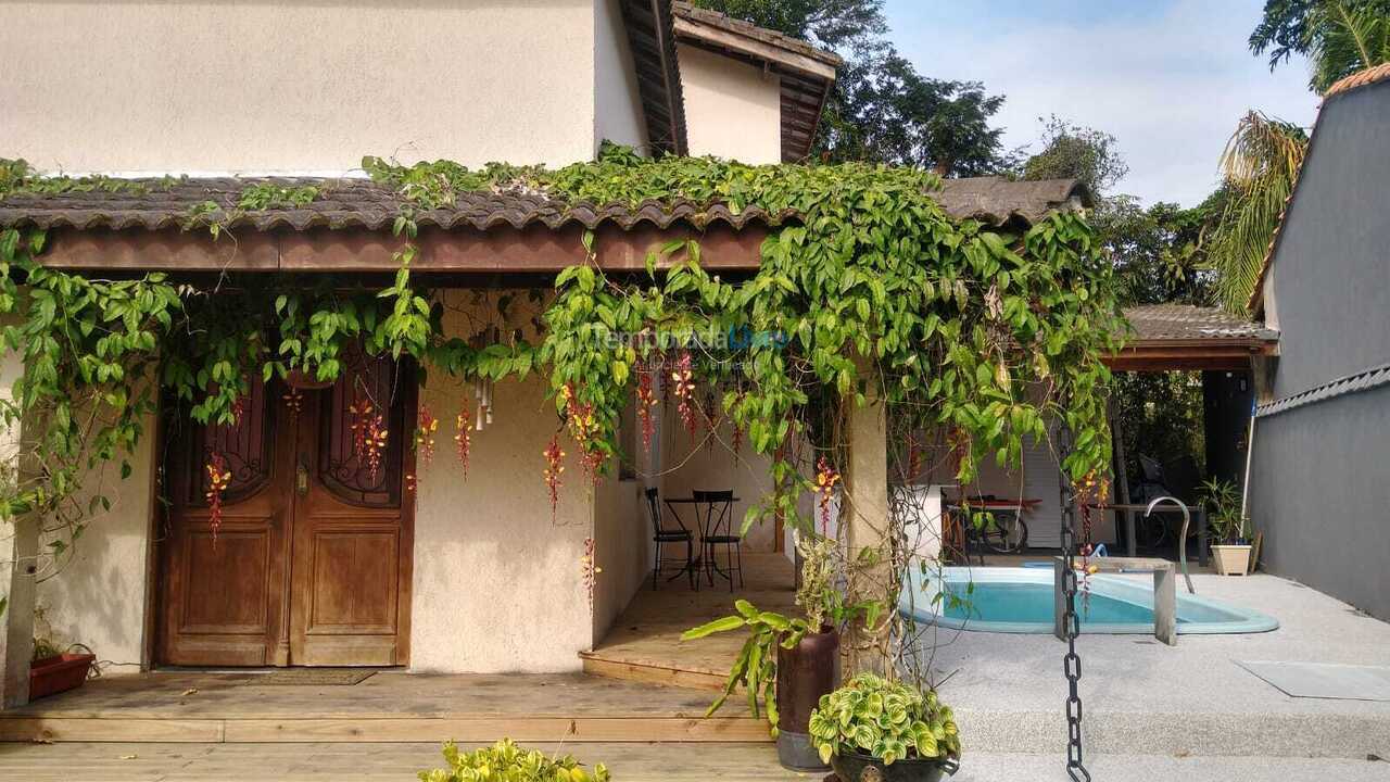Casa para aluguel de temporada em Bertioga (Costa do Sol)