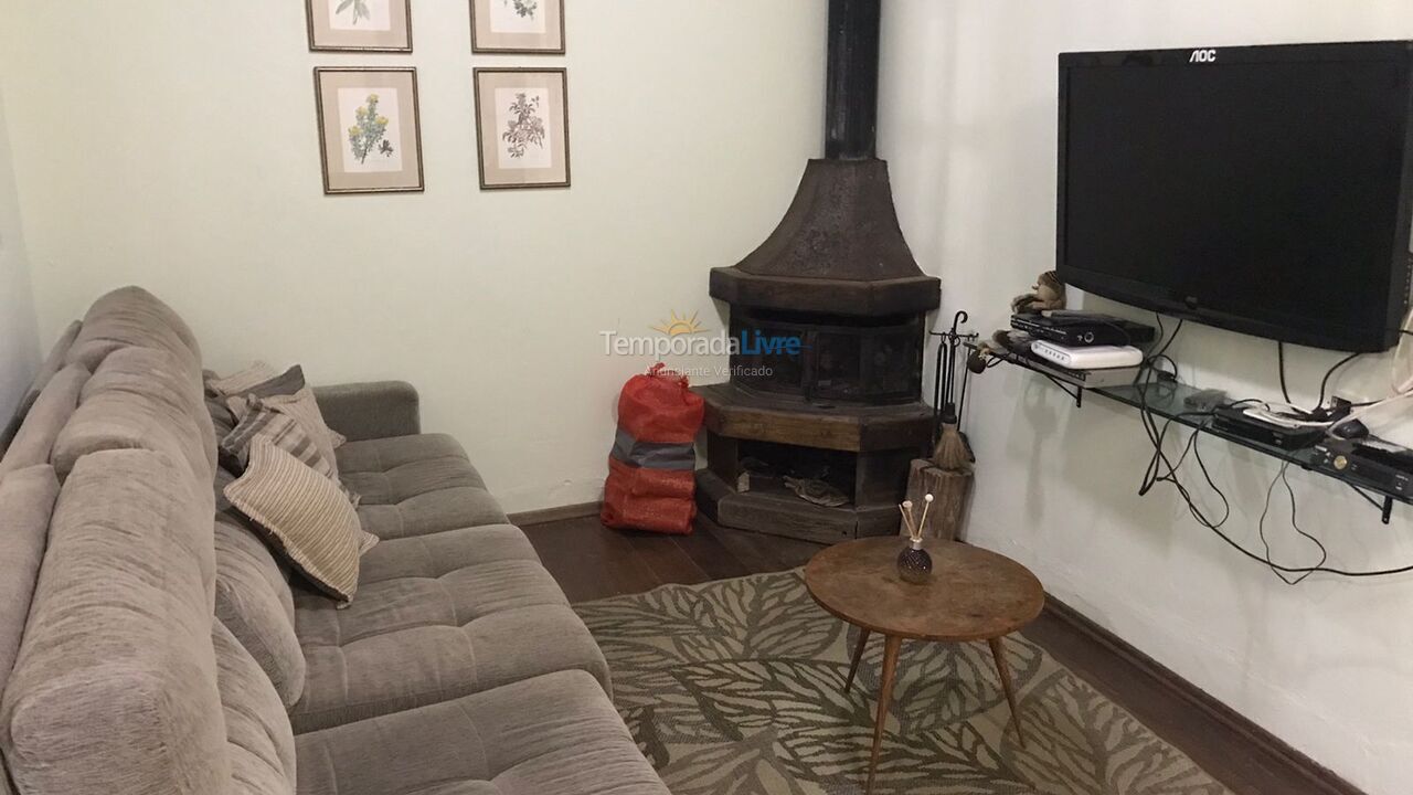 Granja para alquiler de vacaciones em Guararema (Freguesia da Escada)