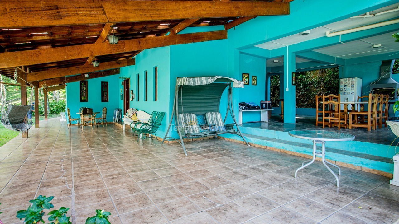 Granja para alquiler de vacaciones em Guararema (Freguesia da Escada)