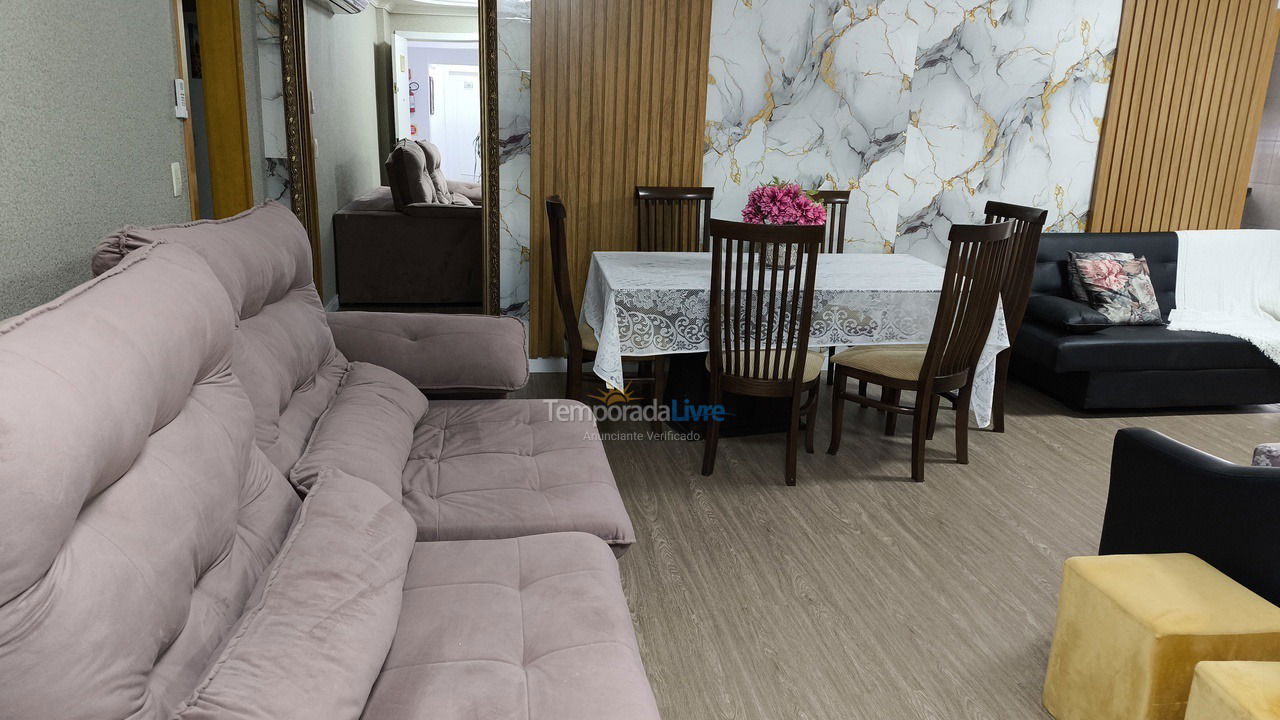 Apartment for vacation rental in Itapema (Meia Praia)