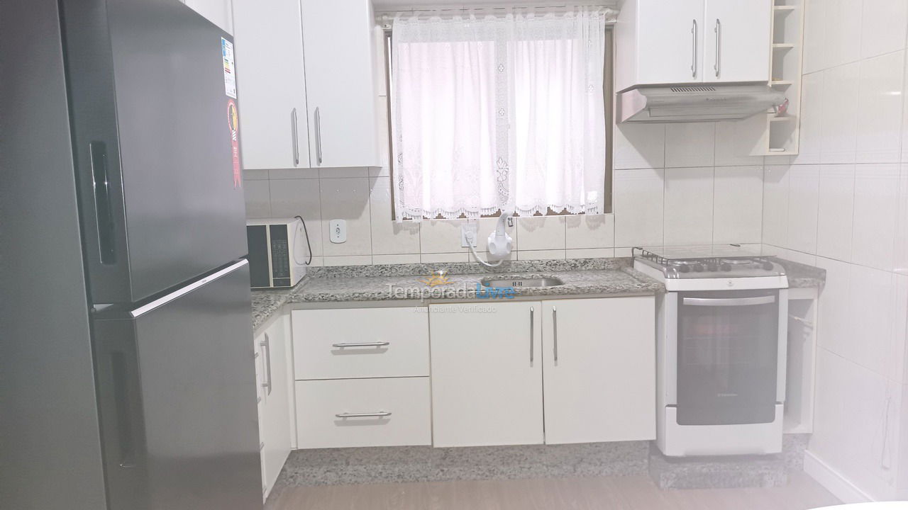 Apartment for vacation rental in Itapema (Meia Praia)