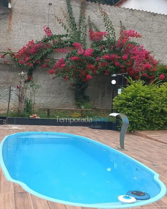 Casa para alquiler de vacaciones em Matias Barbosa (Pitangueiras)