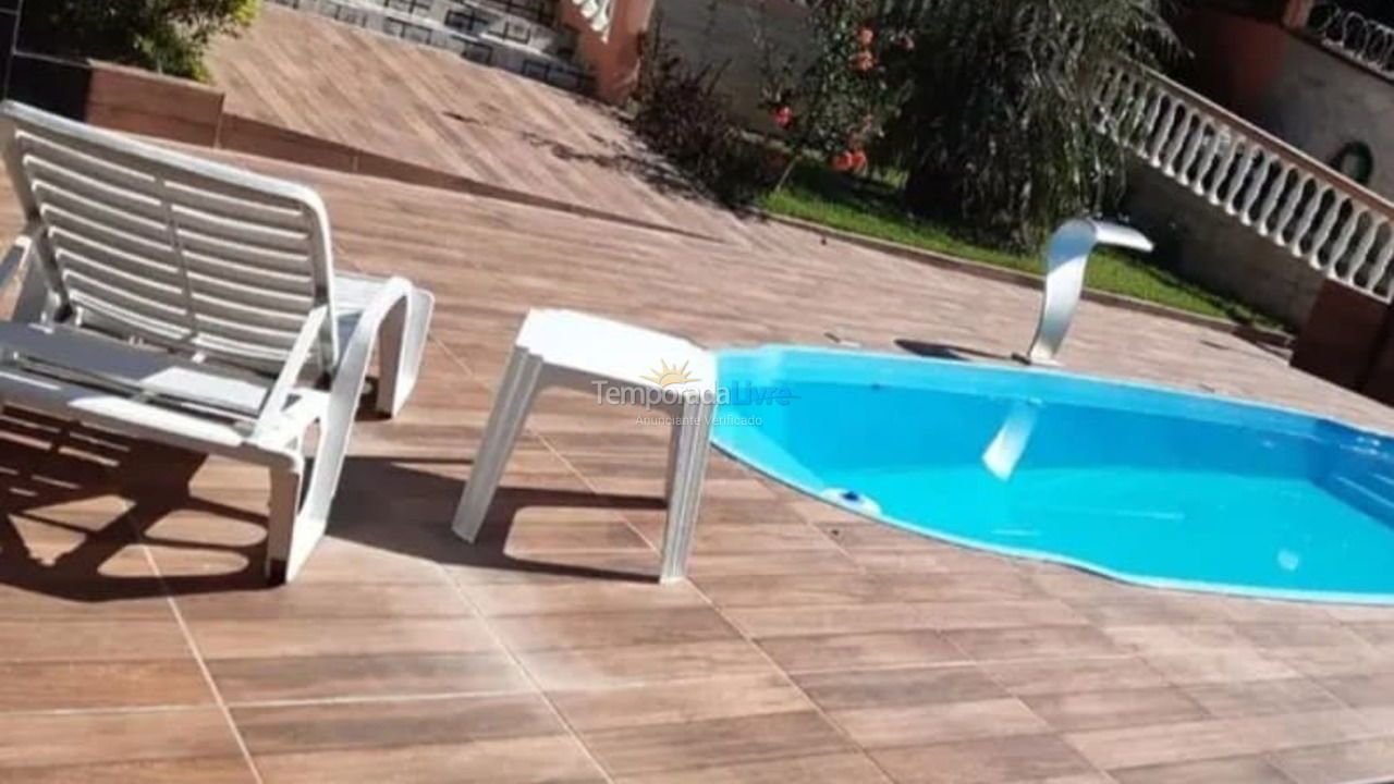 Casa para alquiler de vacaciones em Matias Barbosa (Pitangueiras)