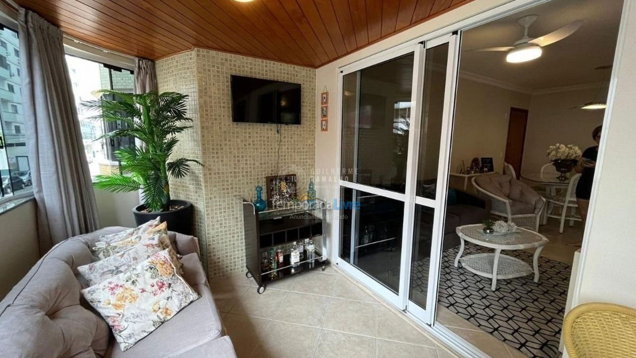 Apartamento para aluguel de temporada em Balneário Camboriú (Praia Central)