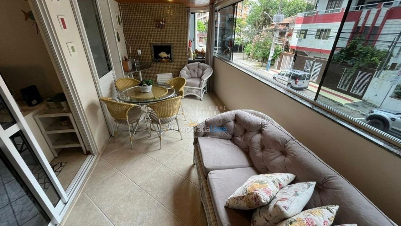 Apartamento para aluguel de temporada em Balneário Camboriú (Praia Central)
