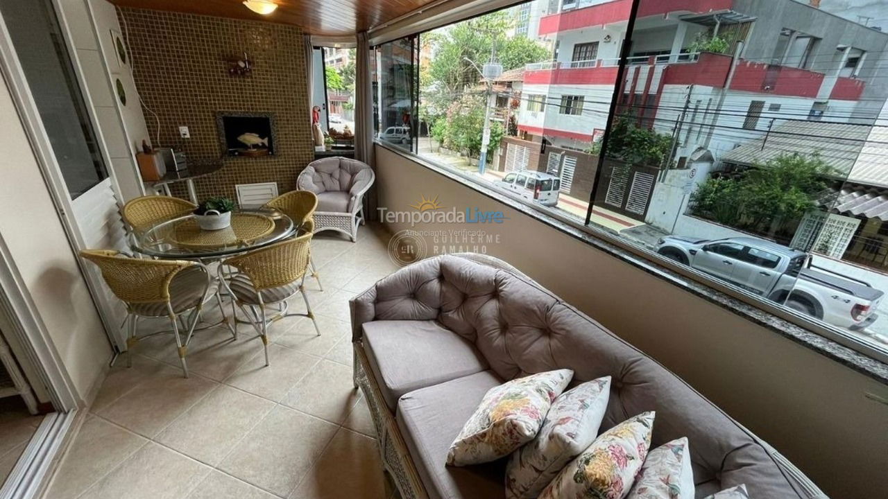 Apartamento para aluguel de temporada em Balneário Camboriú (Praia Central)