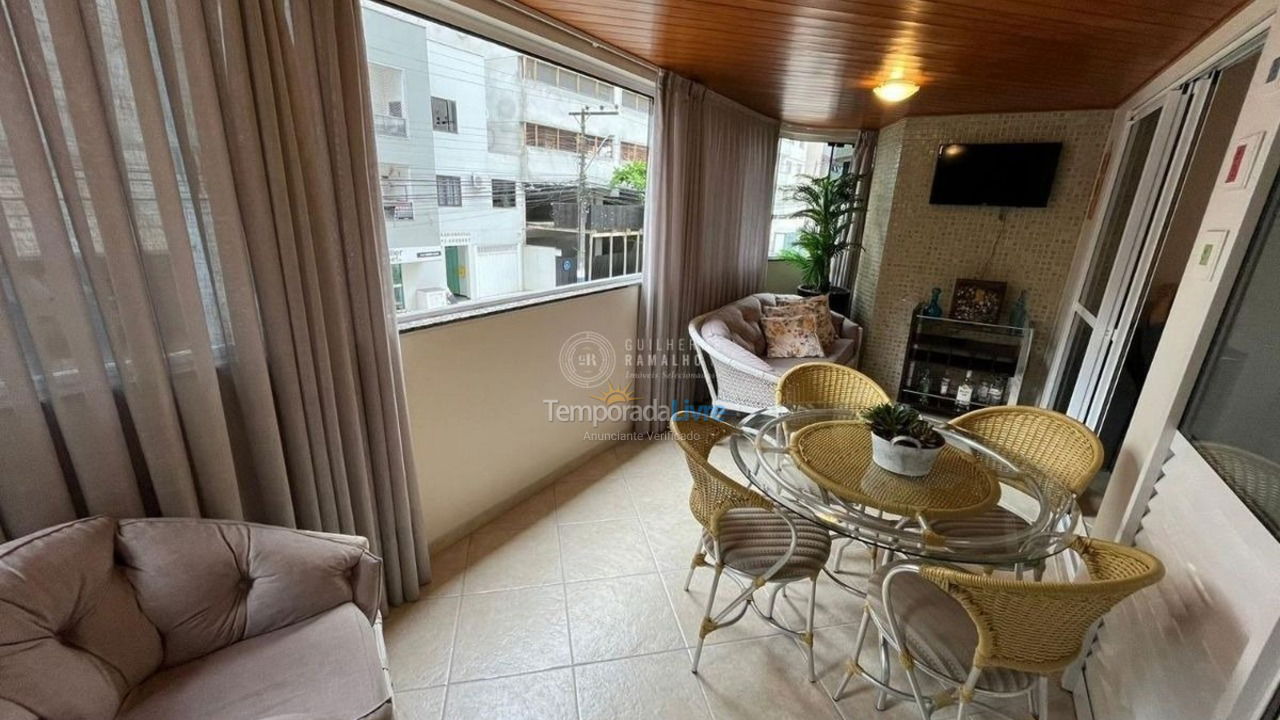 Apartamento para aluguel de temporada em Balneário Camboriú (Praia Central)
