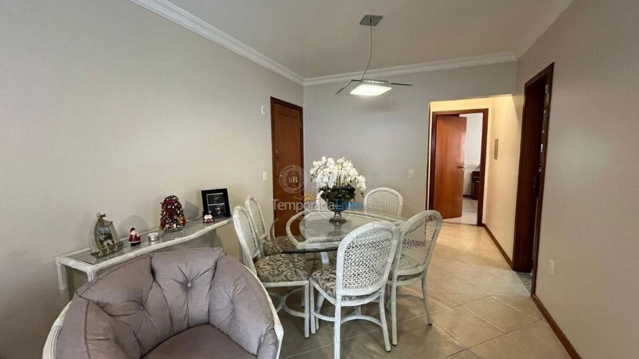 Apartamento para aluguel de temporada em Balneário Camboriú (Praia Central)