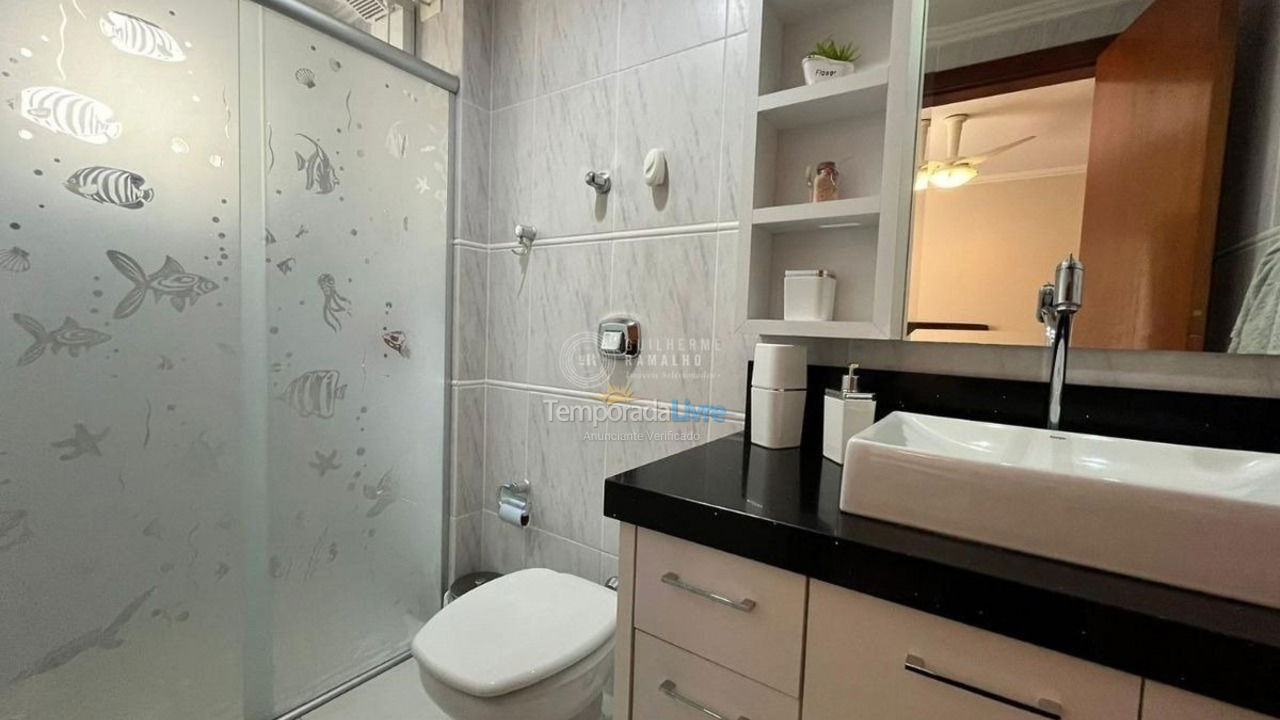 Apartamento para aluguel de temporada em Balneário Camboriú (Praia Central)