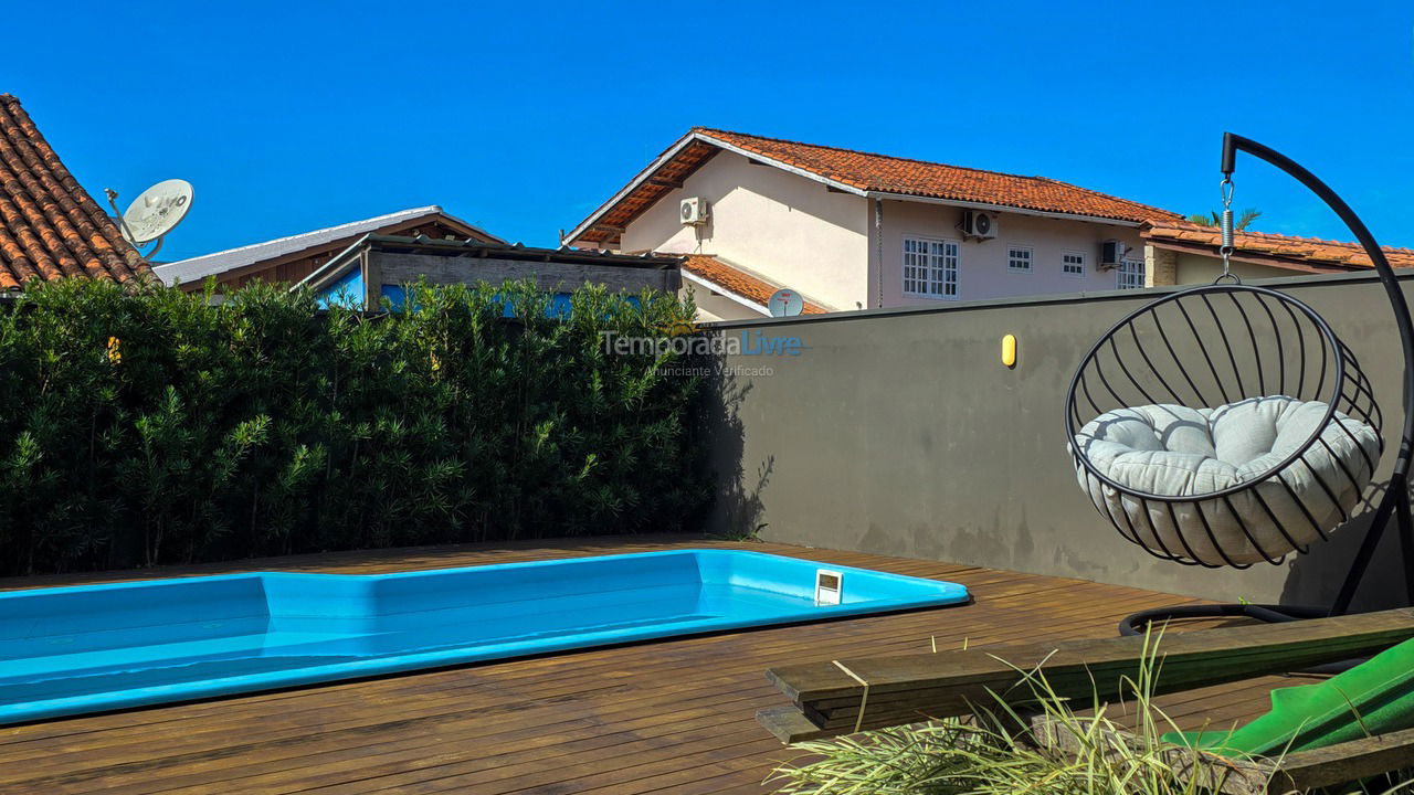 House for vacation rental in São Francisco do Sul (Itaguaçu)