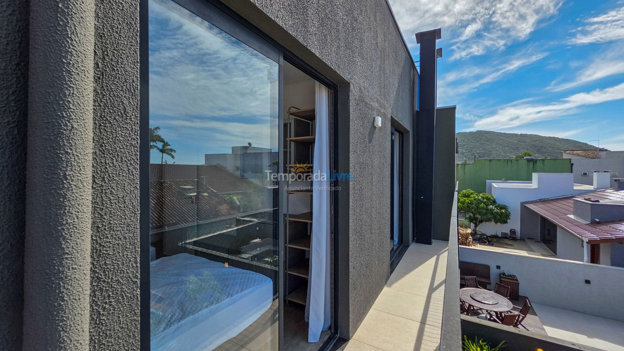 House for vacation rental in São Francisco do Sul (Itaguaçu)