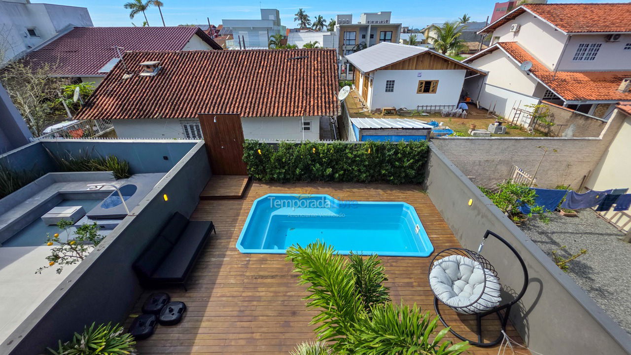 House for vacation rental in São Francisco do Sul (Itaguaçu)