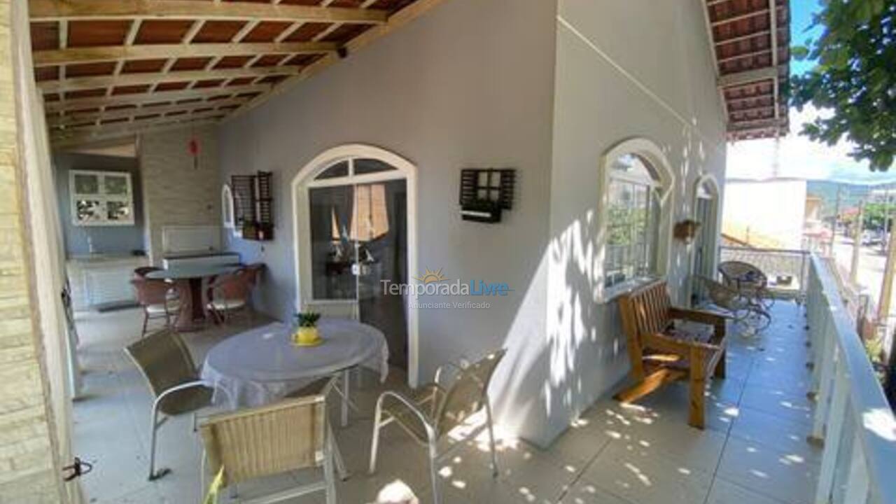 House for vacation rental in Navegantes (Gravatá)