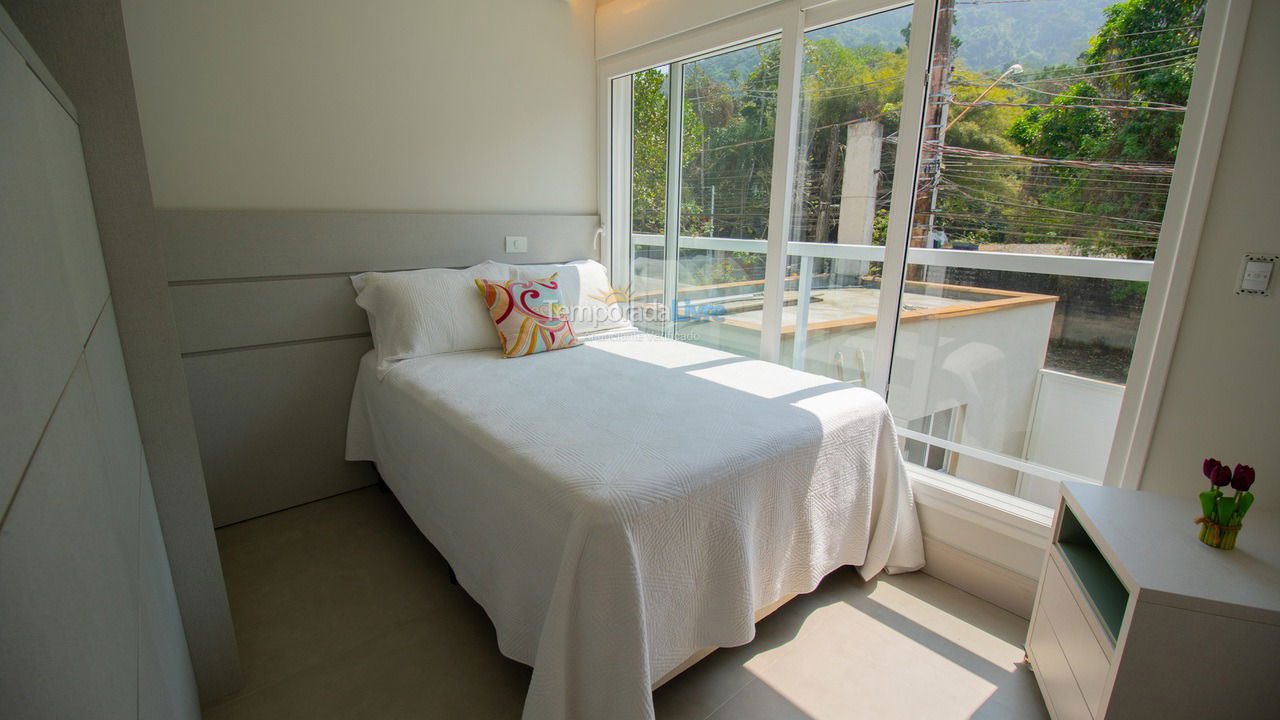 Casa para alquiler de vacaciones em São Sebastião (Juquehy)