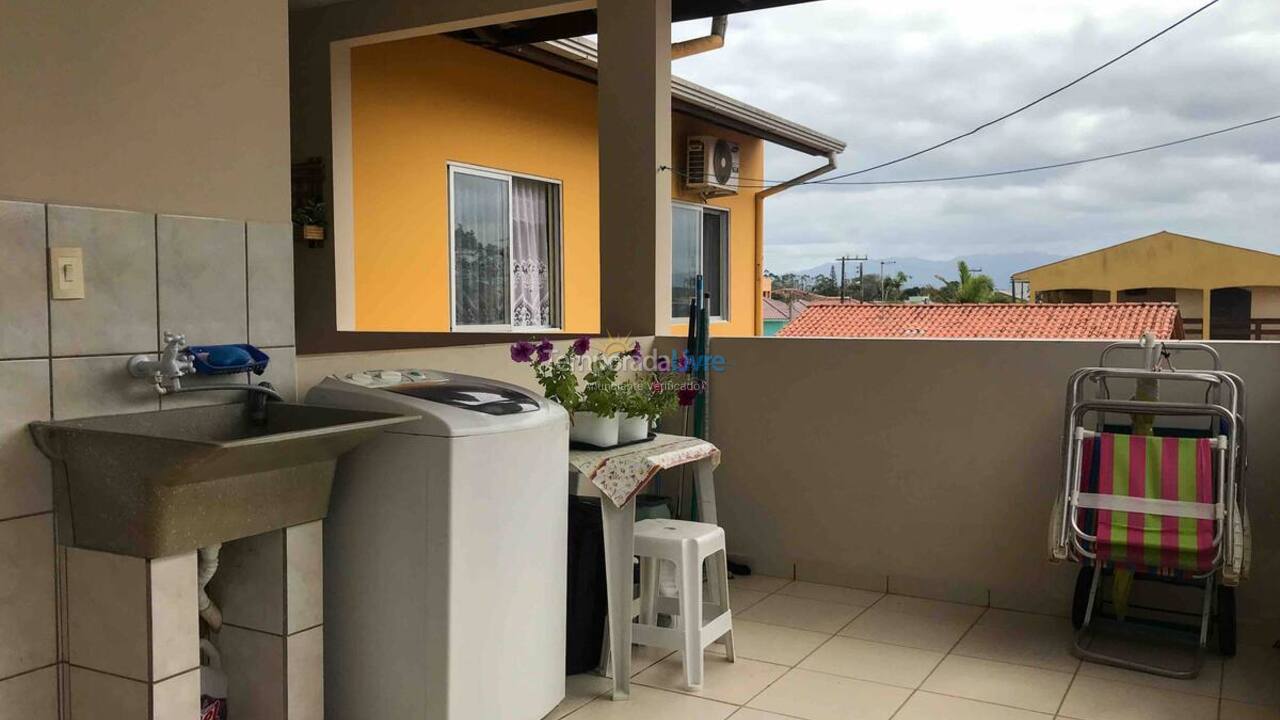 Apartamento para aluguel de temporada em Itapoá (Barra do Saí)