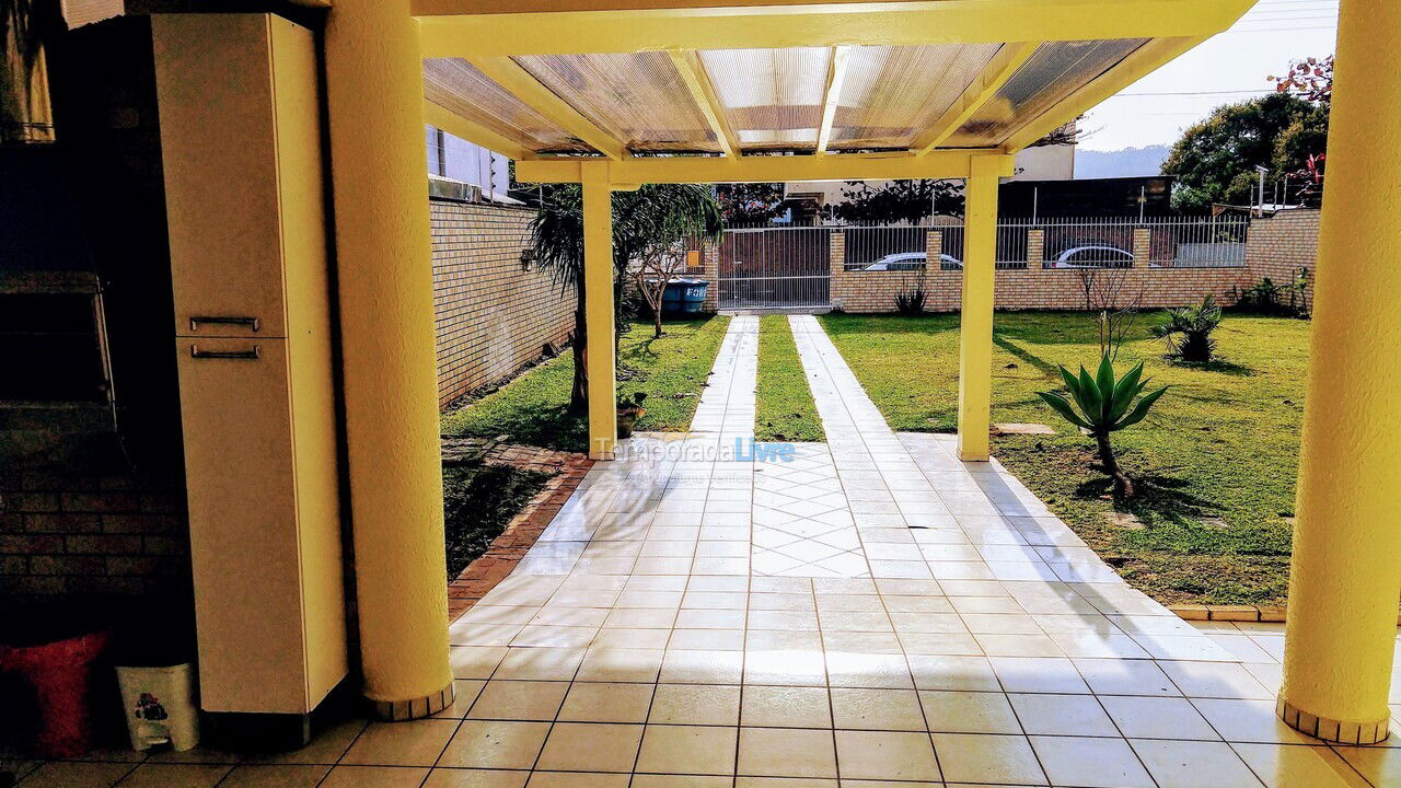 House for vacation rental in Florianópolis (Cachoeira do Bom Jesus)