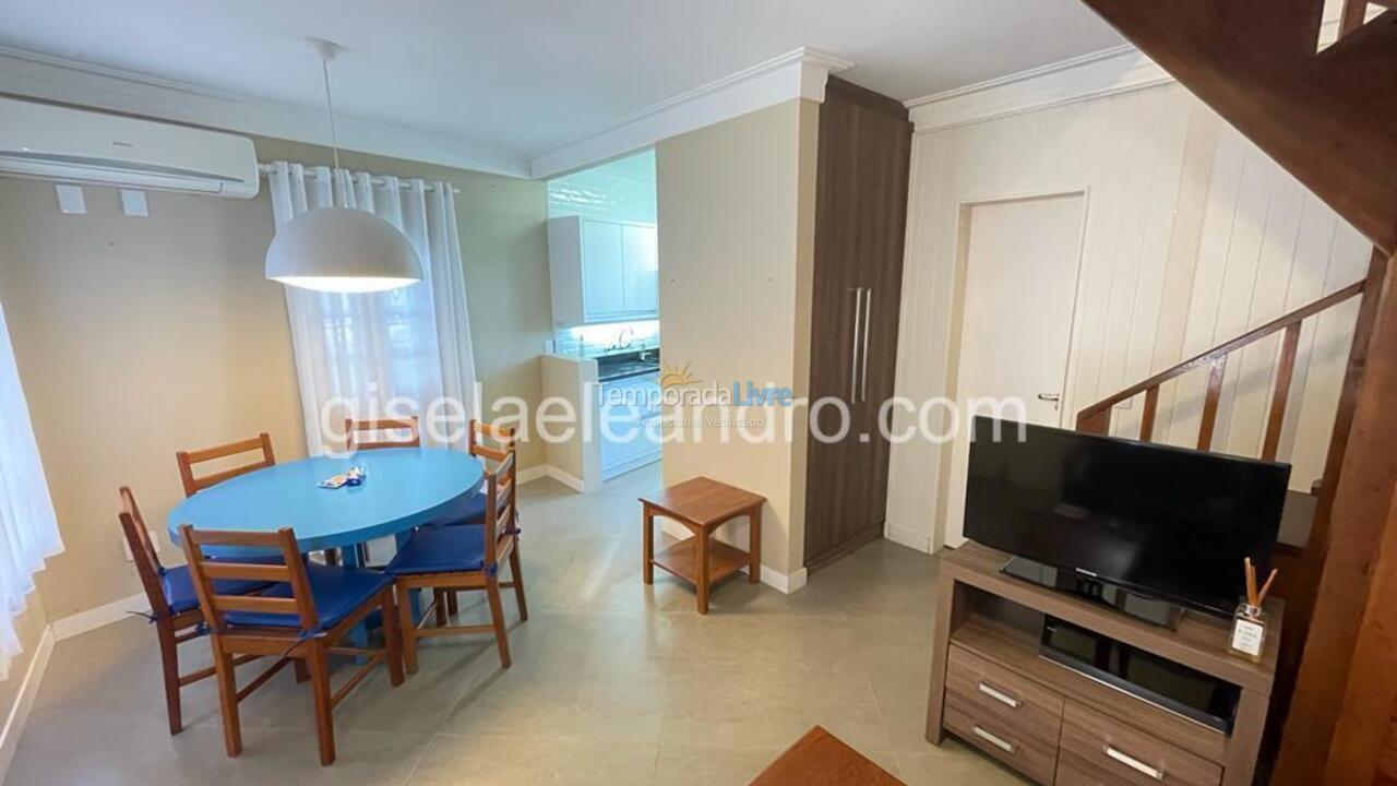 Apartamento para aluguel de temporada em Florianópolis (Cachoeira)
