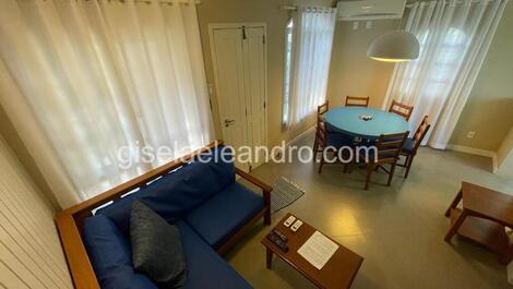 Charmoso duplex na Cachoeira com saida ao mar