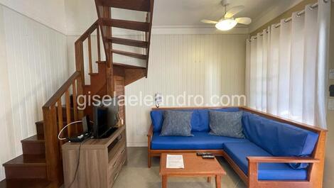 Charmoso duplex na Cachoeira com saida ao mar
