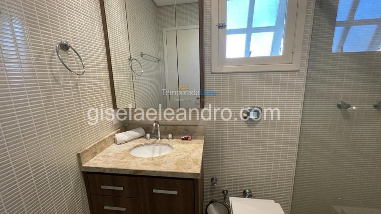 Apartamento para aluguel de temporada em Florianópolis (Cachoeira)