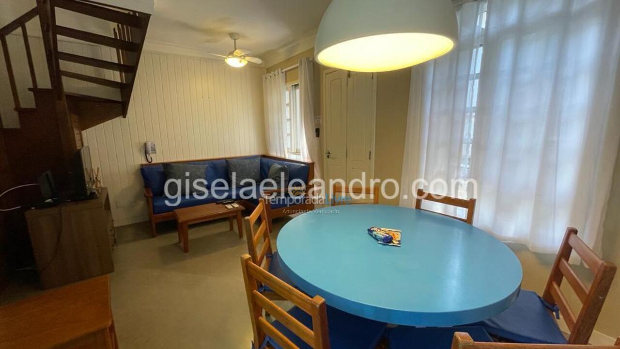 Apartamento para aluguel de temporada em Florianópolis (Cachoeira)