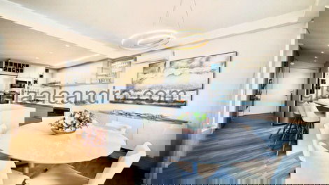 Apartamento de lujo en Jurere, a 100 metros del mar.