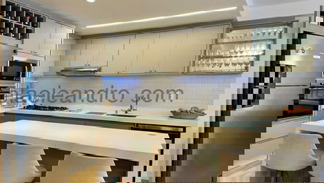 Apartamento de lujo en Jurere, a 100 metros del mar.