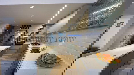 Apartamento de lujo en Jurere, a 100 metros del mar.