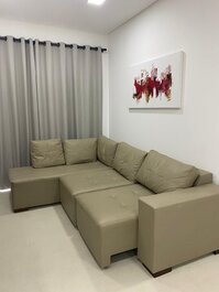 Apto 2 Quartos em Canto Grande