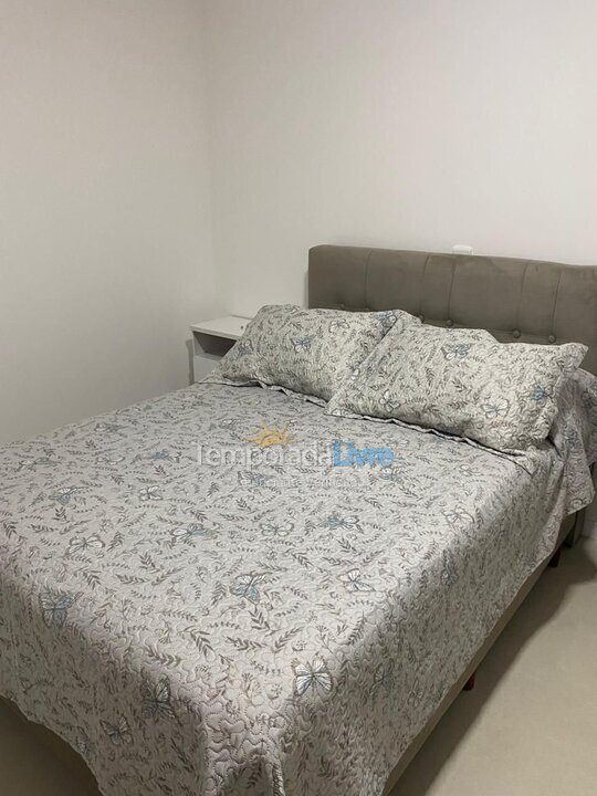 Apartamento para aluguel de temporada em Bombinhas (Canto Grande)