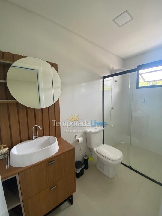 Apartamento para aluguel de temporada em Bombinhas (Canto Grande)