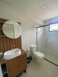 Apto 2 Quartos em Canto Grande
