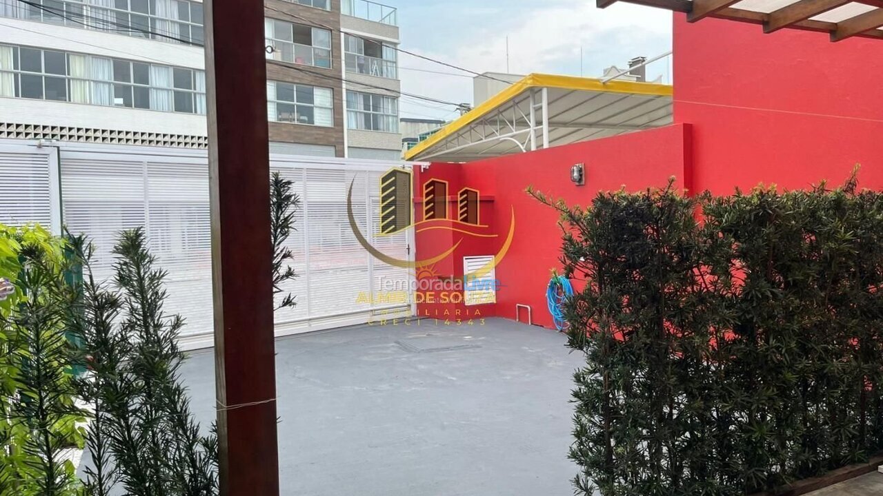 Casa para alquiler de vacaciones em Bombinhas (Ilhas)