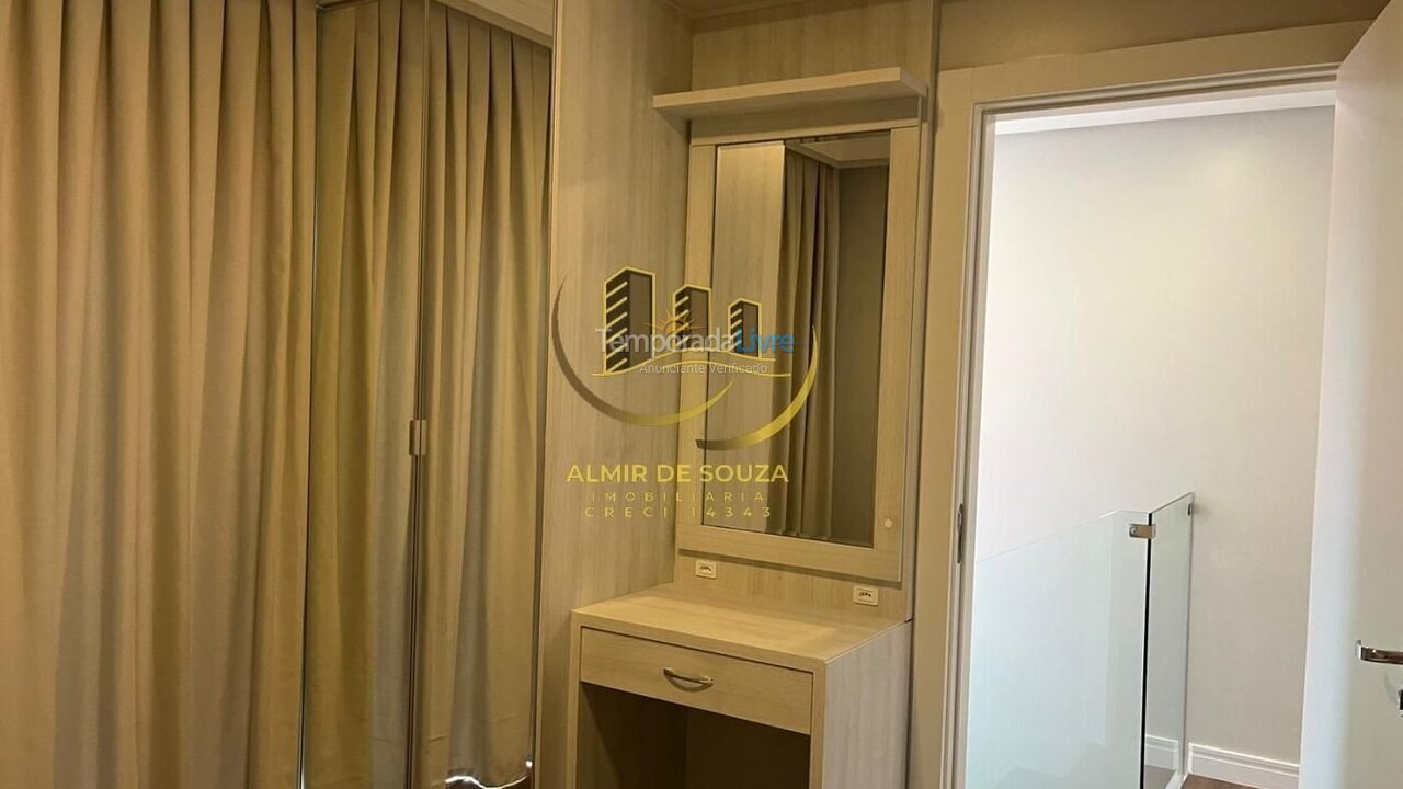 Casa para alquiler de vacaciones em Bombinhas (Ilhas)