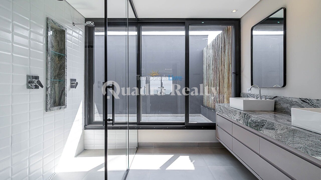 Casa para alquiler de vacaciones em São Sebastião (Camburi)