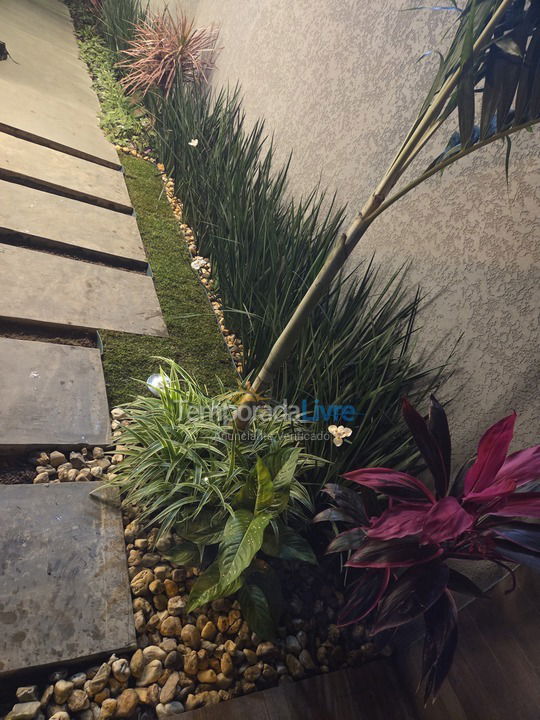 Casa para aluguel de temporada em Itapoá (Itapema do Norte)