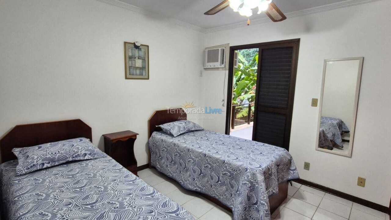Apartment for vacation rental in Ubatuba (Praia Grande)