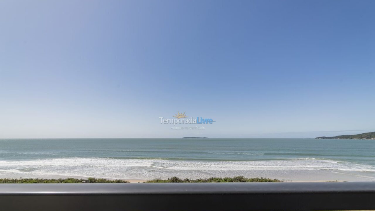 Apartment for vacation rental in Bombinhas (Mariscal)