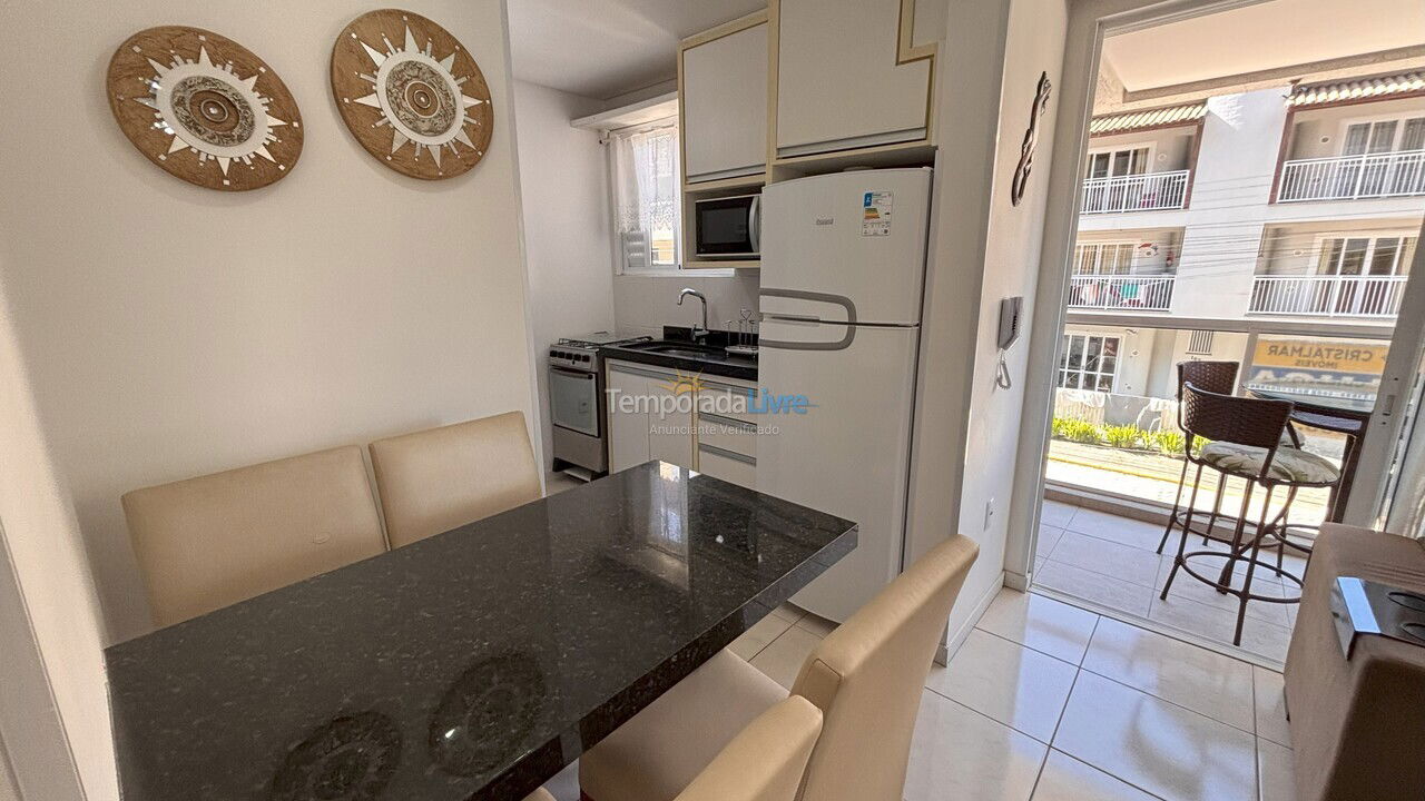 Apartamento para aluguel de temporada em Bombinhas (Praia de Bombas)