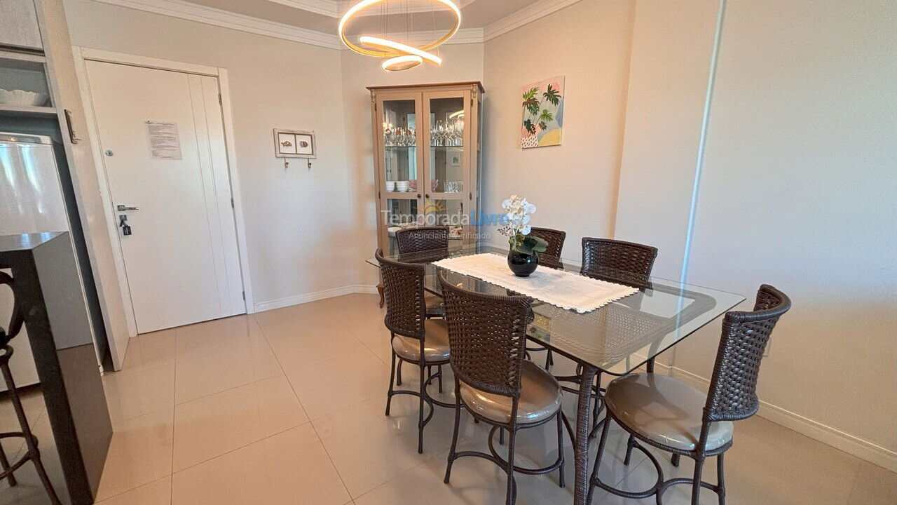 Apartamento para alquiler de vacaciones em Bombinhas (Praia de Bombas)