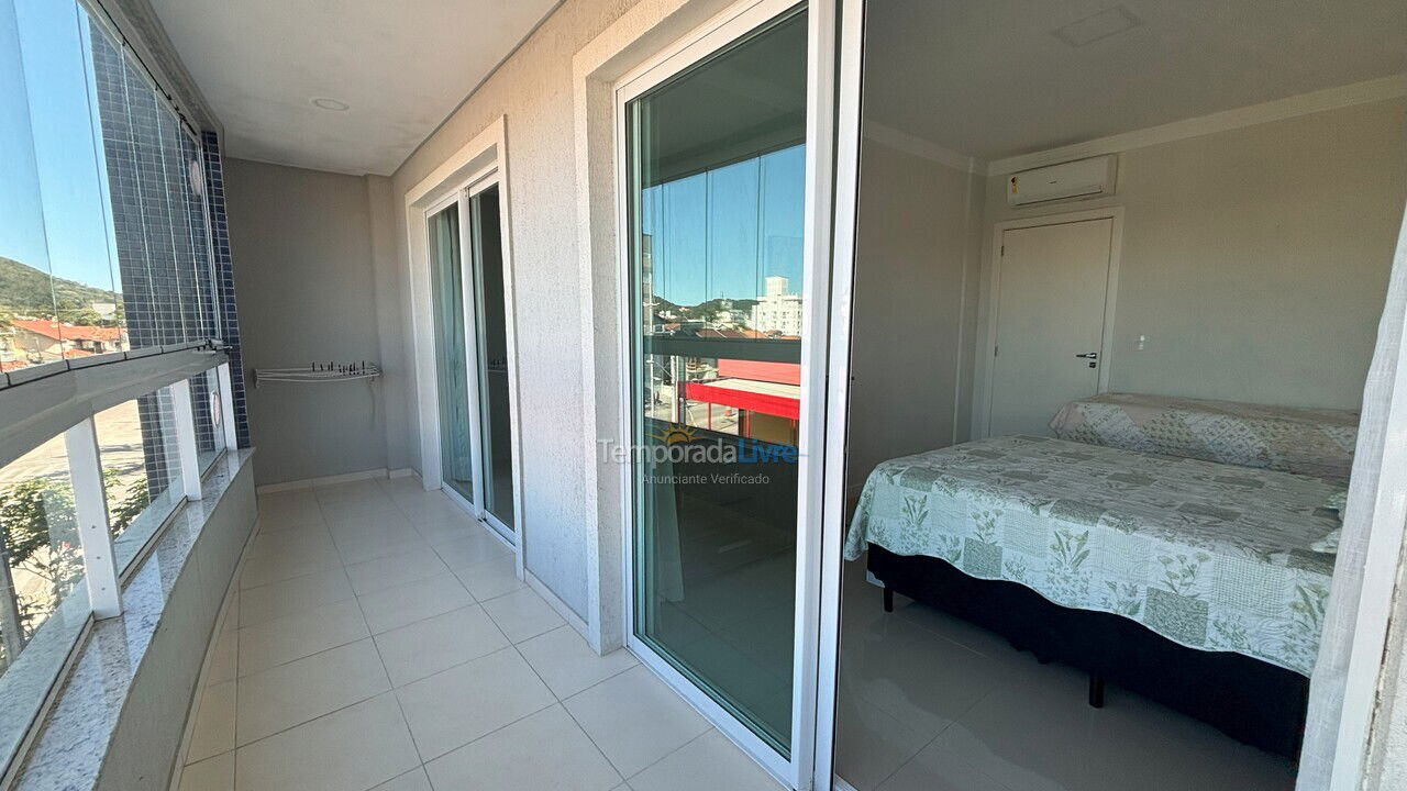 Apartamento para alquiler de vacaciones em Bombinhas (Praia de Bombas)