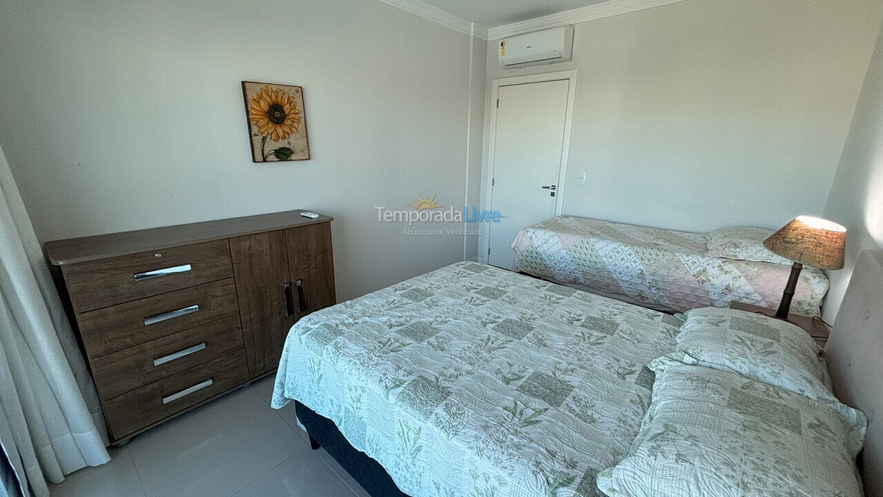 Apartamento para alquiler de vacaciones em Bombinhas (Praia de Bombas)