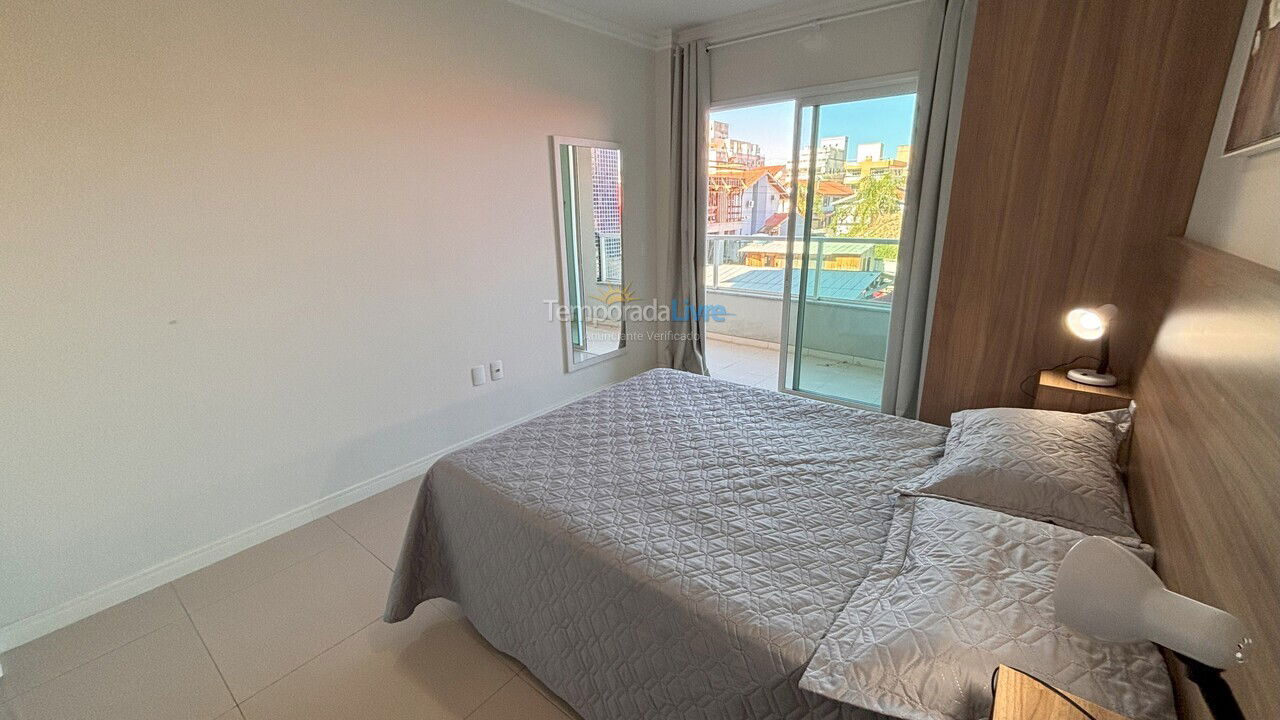 Apartment for vacation rental in Bombinhas (Praia de Bombas)