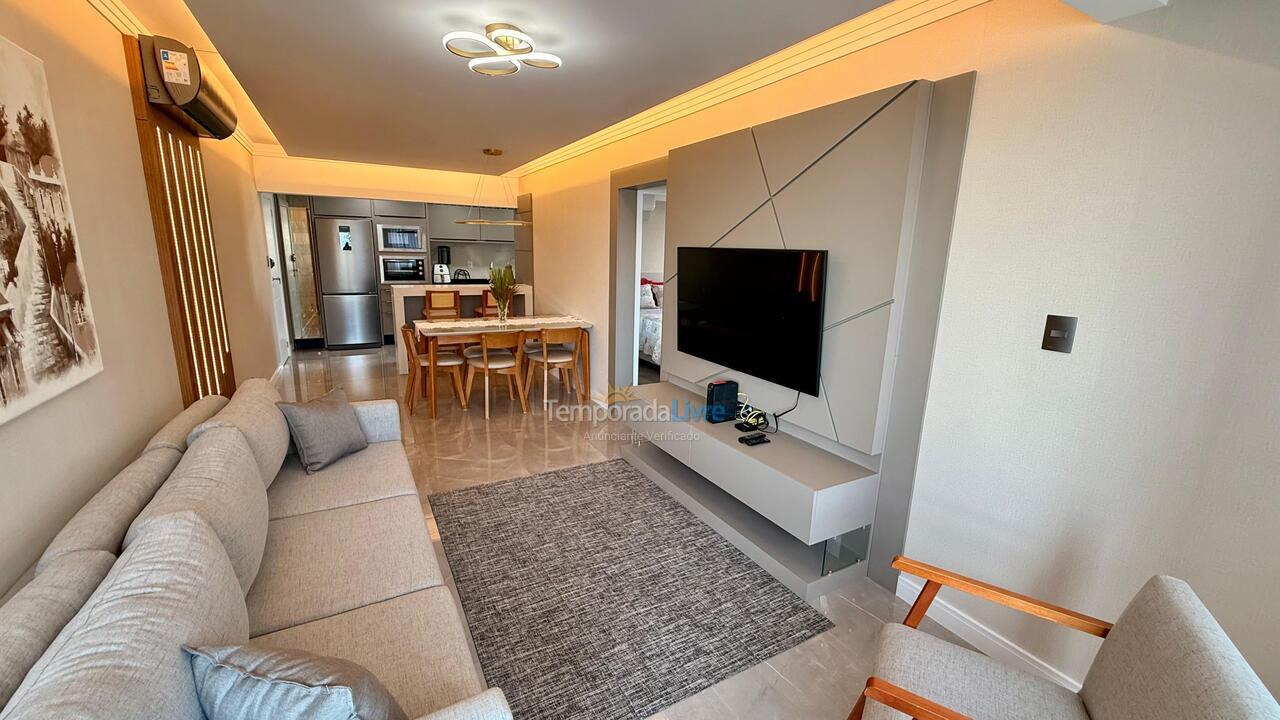 Apartamento para aluguel de temporada em Balneário Camboriú (Centro)