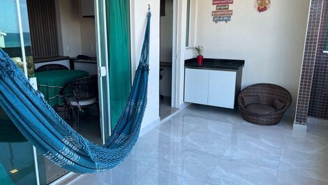 Belíssima Cobertura com vista para o mar em Mariscal