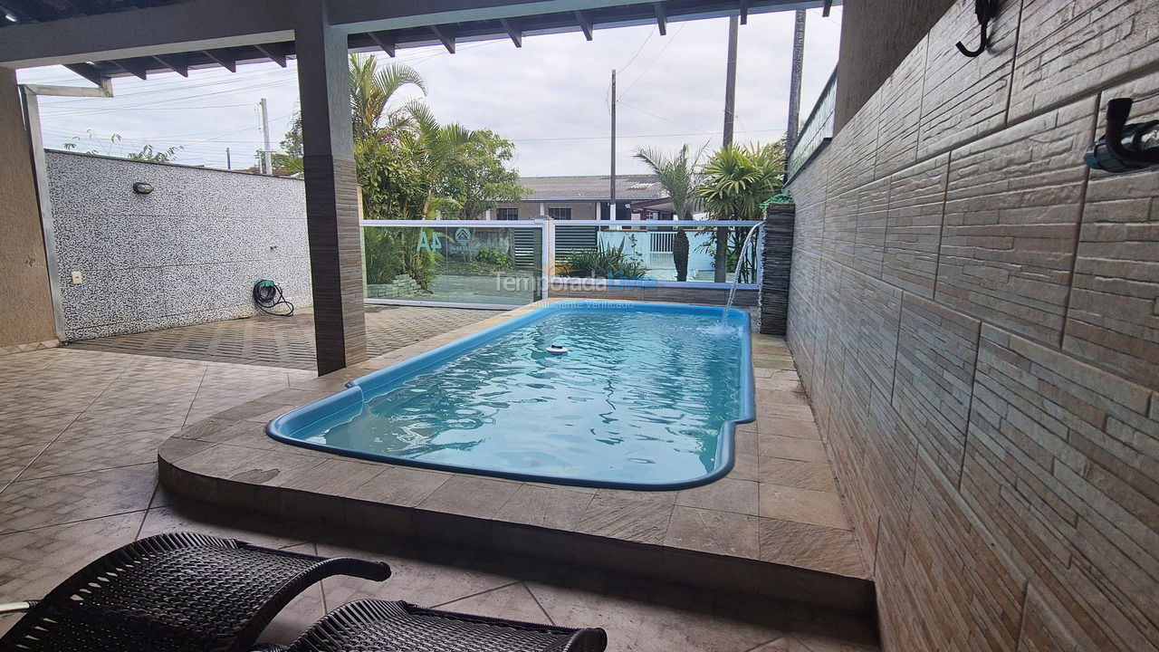 Casa para aluguel de temporada em Pontal do Paraná (Ipanema)