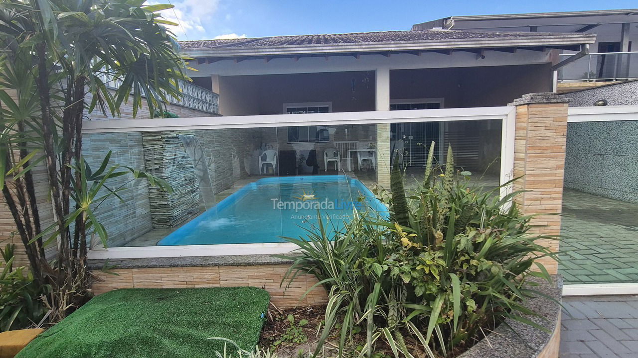 Casa para aluguel de temporada em Pontal do Paraná (Ipanema)
