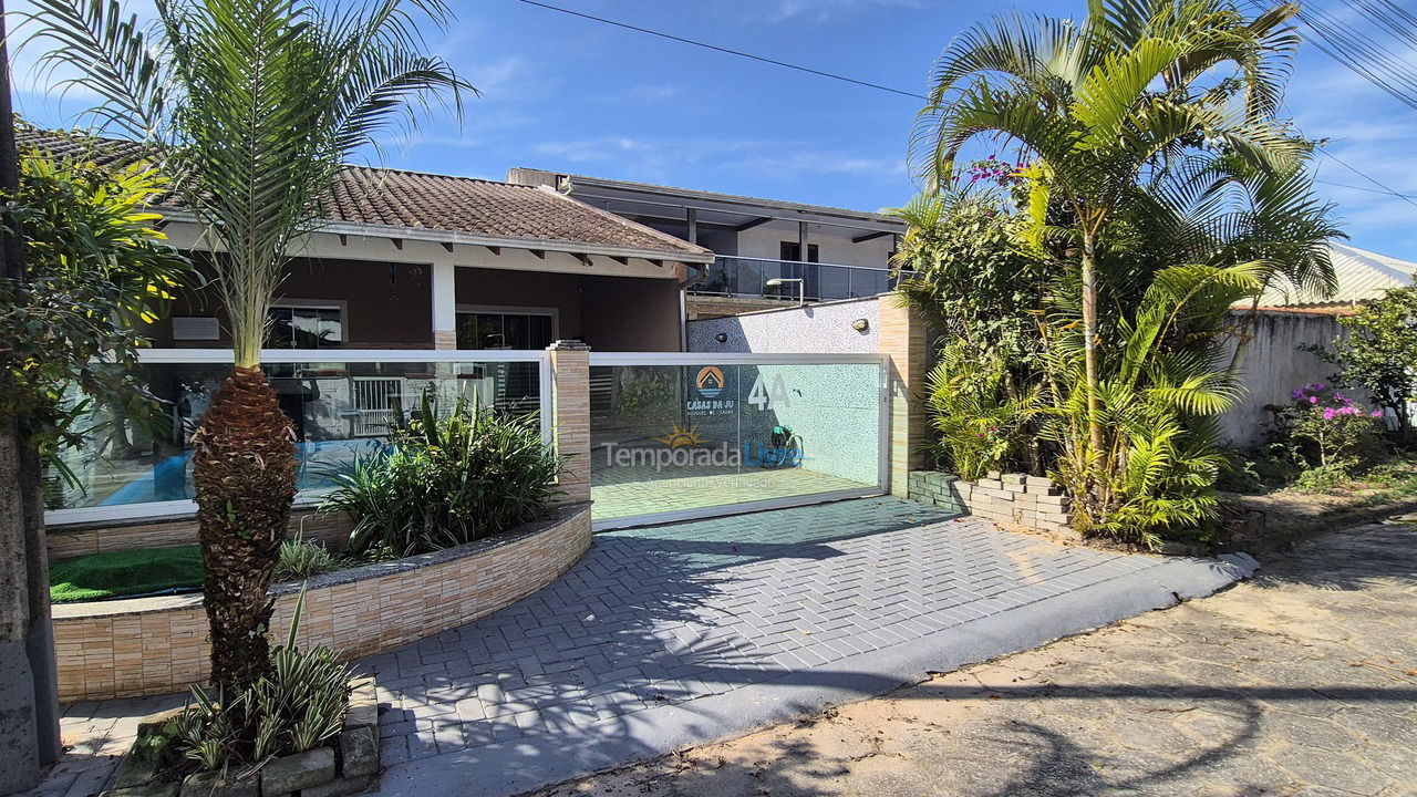Casa para aluguel de temporada em Pontal do Paraná (Ipanema)