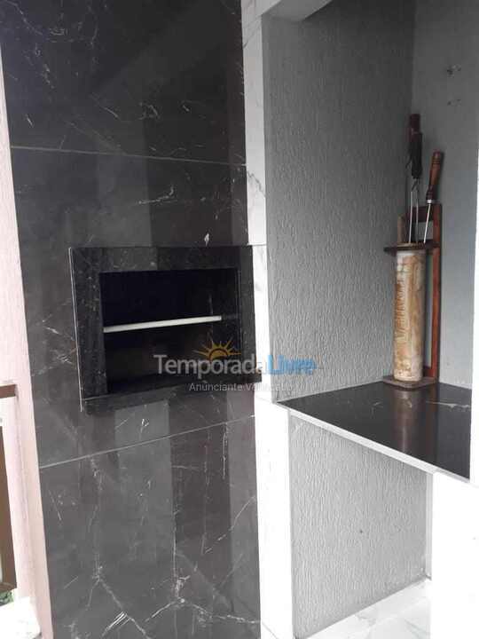 Apartment for vacation rental in Itapema (Meia Praia)