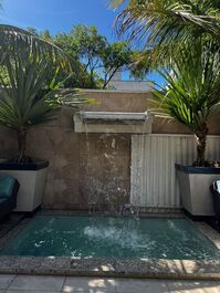 Spacious House with Pool Just Steps from Mariscal Beach